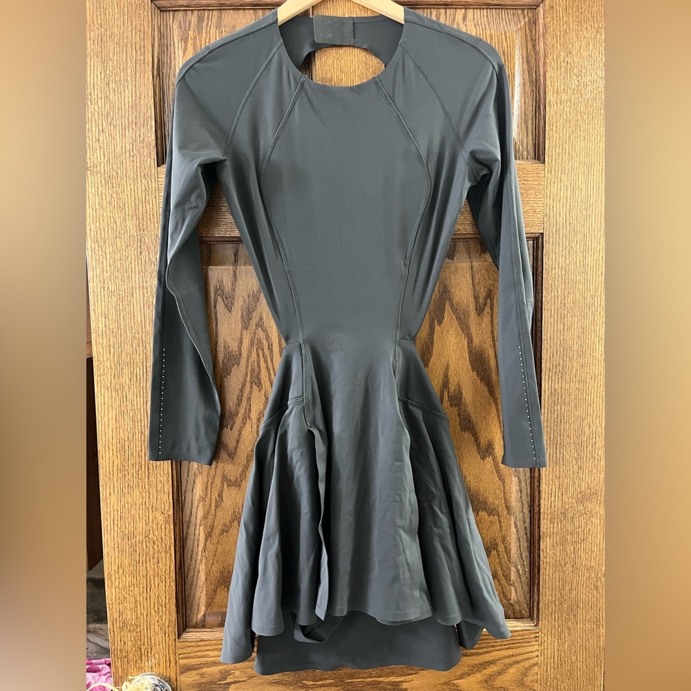 LULULEMON Runnin Pretty Dress | Graphite Grey | Size 6